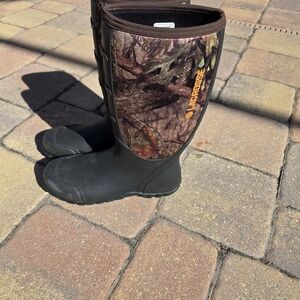 LaCrosse Camo and Black Boots
